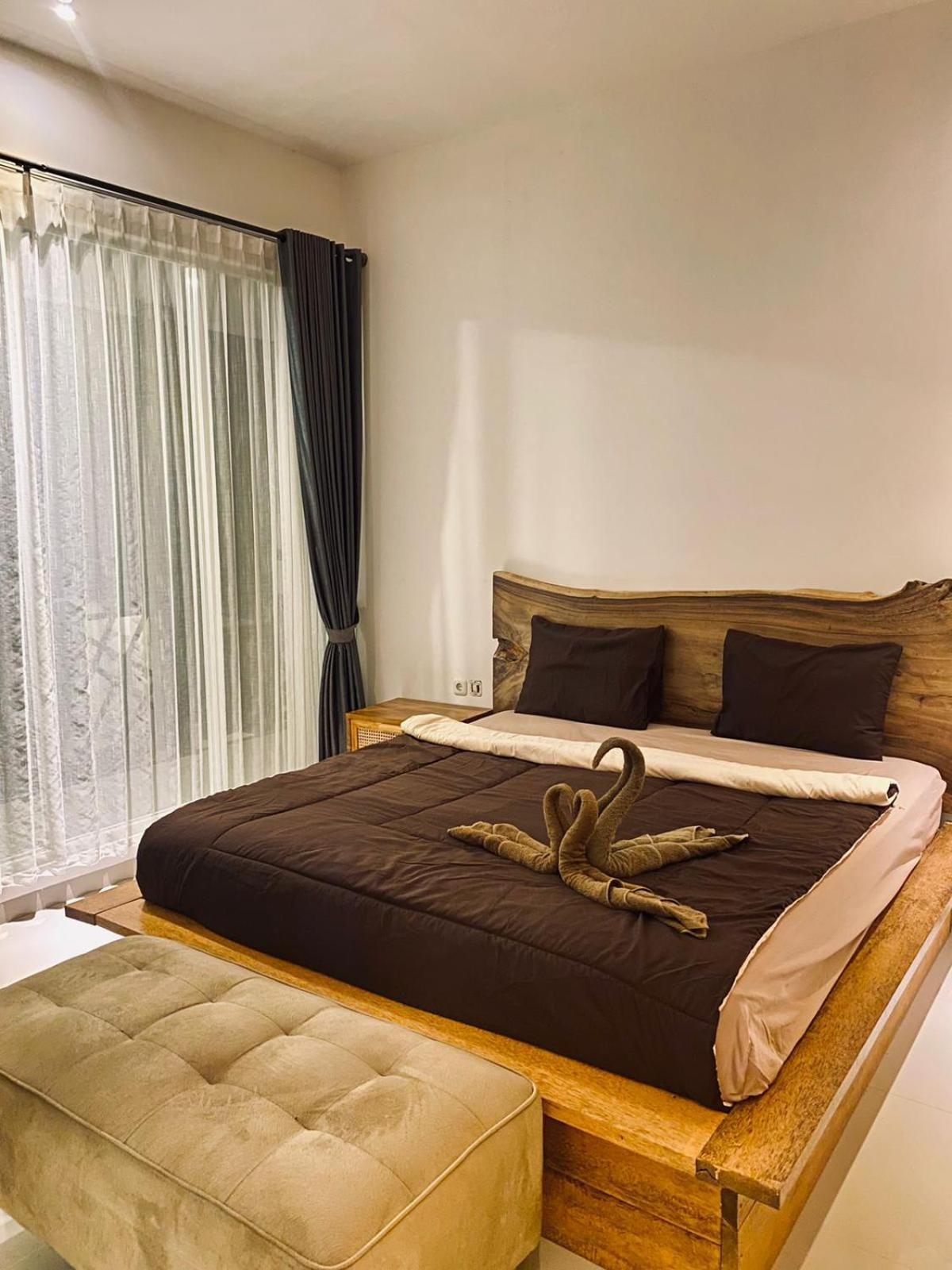 Zavana Rooms & Restaurant Tanjungkarang Exterior photo